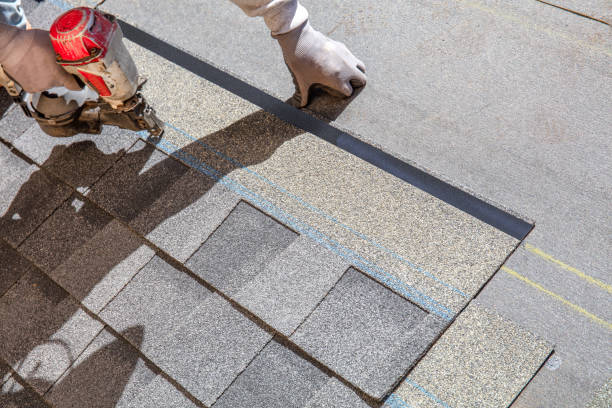 Best Flat Roof Repair Services  in Horicon, WI